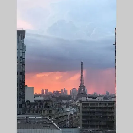 Unique View On The Eiffel Tower At Montparnasse