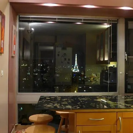 Unique View On The Eiffel Tower At Montparnasse Appartement Paris